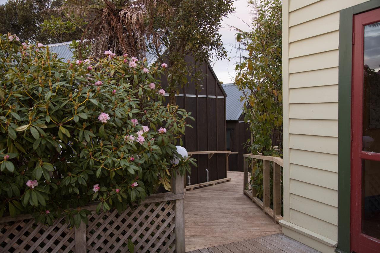 Church Hill Boutique Lodge & Restaurant Half-moon Bay Bagian luar foto